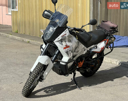 Чорний КТМ 990 Adventure, об'ємом двигуна 1 л та пробігом 134 тис. км за 7700 $, фото 1 на Automoto.ua