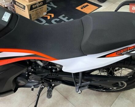 купити нове авто КТМ Адвєнтурє 2024 року від офіційного дилера MOTO-PULSE КТМ фото