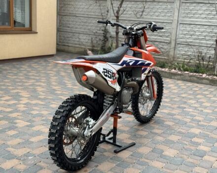 КТМ Другая, объемом двигателя 0.45 л и пробегом 0 тыс. км за 4500 $, фото 6 на Automoto.ua