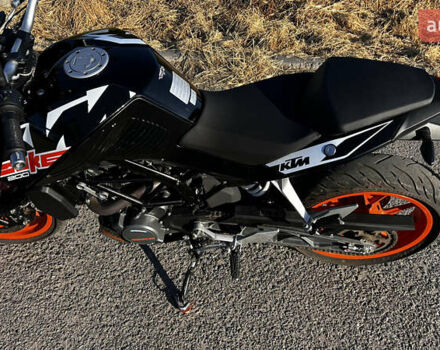 Черный КТМ Дюке, объемом двигателя 0.2 л и пробегом 8 тыс. км за 2600 $, фото 11 на Automoto.ua