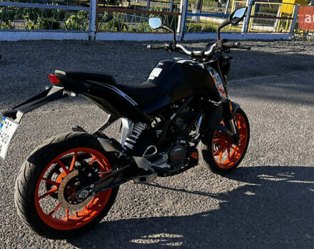 Черный КТМ Дюке, объемом двигателя 0.2 л и пробегом 8 тыс. км за 2600 $, фото 18 на Automoto.ua