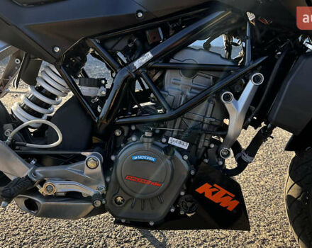 Черный КТМ Дюке, объемом двигателя 0.2 л и пробегом 8 тыс. км за 2600 $, фото 10 на Automoto.ua