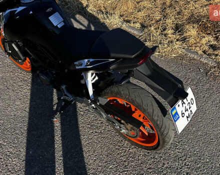 Черный КТМ Дюке, объемом двигателя 0.2 л и пробегом 8 тыс. км за 2600 $, фото 13 на Automoto.ua