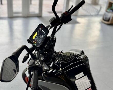 КТМ Дюке, объемом двигателя 0.39 л и пробегом 0 тыс. км за 4500 $, фото 4 на Automoto.ua