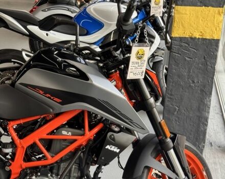 КТМ Дюке, объемом двигателя 0.39 л и пробегом 0 тыс. км за 4500 $, фото 7 на Automoto.ua