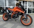 КТМ Дюке, объемом двигателя 0.4 л и пробегом 0 тыс. км за 7584 $, фото 1 на Automoto.ua