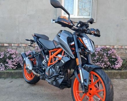 КТМ Дюке, объемом двигателя 0.39 л и пробегом 0 тыс. км за 3200 $, фото 2 на Automoto.ua
