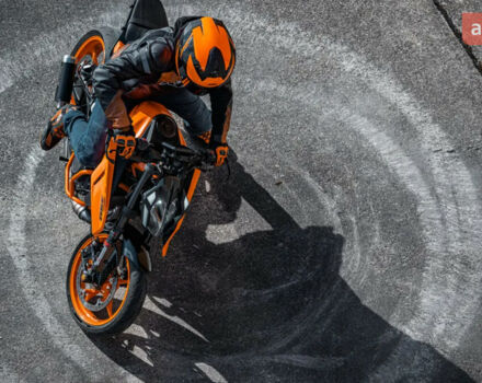 КТМ Дюке 2025 года купить новое авто КТМ Дюке 2025 года от официального дилера Никита Александрович КТМ фото