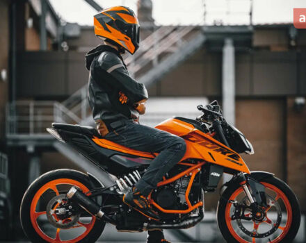 купити нове авто КТМ Дюкє 2025 року від офіційного дилера Никита Александрович КТМ фото