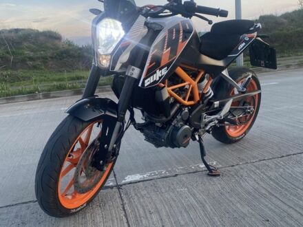 КТМ Дюке, объемом двигателя 0.39 л и пробегом 0 тыс. км за 3300 $, фото 1 на Automoto.ua