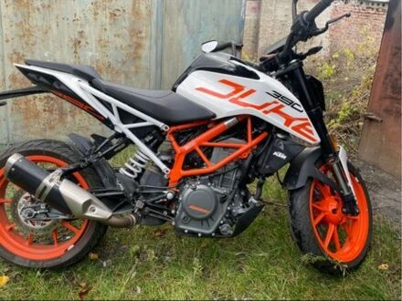 КТМ Дюкє, об'ємом двигуна 0 л та пробігом 0 тис. км за 4524 $, фото 1 на Automoto.ua