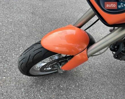 Оранжевый КТМ Дюке, объемом двигателя 0.64 л и пробегом 29 тыс. км за 3200 $, фото 9 на Automoto.ua