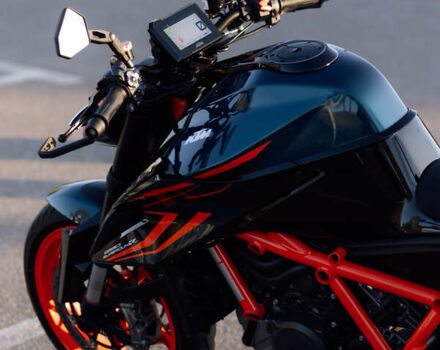 Синій КТМ Супєр Дюкє, об'ємом двигуна 1.3 л та пробігом 11 тис. км за 19000 $, фото 8 на Automoto.ua