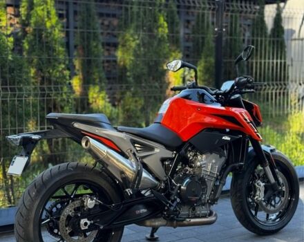КТМ Duke 790, объемом двигателя 0.79 л и пробегом 0 тыс. км за 4300 $, фото 2 на Automoto.ua
