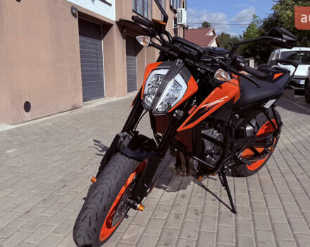 КТМ Duke 790 2019 у Рівному на Automoto.ua Помаранчевий КТМ Duke 790, об'ємом двигуна 0.8 л та пробігом 16 тис. км за 8000 $, фото 16 на Automoto.ua