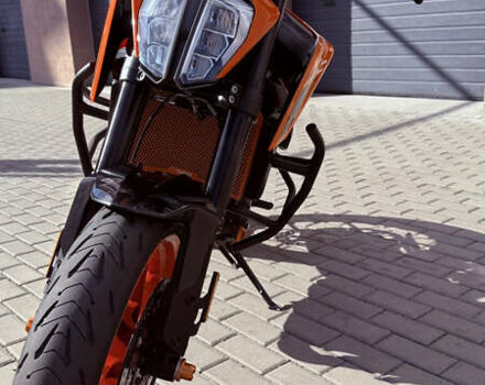 КТМ Duke 790 2019 у Рівному на Automoto.ua Помаранчевий КТМ Duke 790, об'ємом двигуна 0.8 л та пробігом 16 тис. км за 8000 $, фото 27 на Automoto.ua