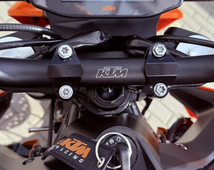 КТМ Duke 790 2019 у Рівному на Automoto.ua Помаранчевий КТМ Duke 790, об'ємом двигуна 0.8 л та пробігом 16 тис. км за 8000 $, фото 36 на Automoto.ua