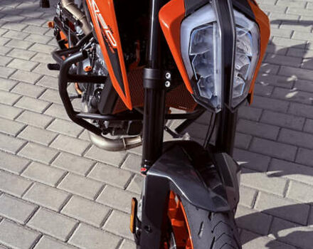 КТМ Duke 790 2019 у Рівному на Automoto.ua Помаранчевий КТМ Duke 790, об'ємом двигуна 0.8 л та пробігом 16 тис. км за 8000 $, фото 19 на Automoto.ua