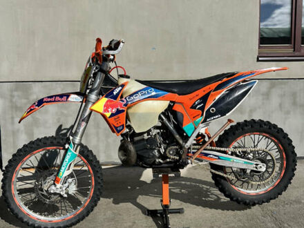 КТМ EXC 250 2013 у Тячеве на Automoto.ua КТМ EXC 250, об'ємом двигуна 0 л та пробігом 1 тис. км за 4500 $, фото 1 на Automoto.ua
