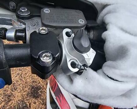 КТМ EXC 250 2017 в Киеве на Automoto.ua Оранжевый КТМ EXC 250, объемом двигателя 0.25 л и пробегом 7 тыс. км за 6700 $, фото 11 на Automoto.ua