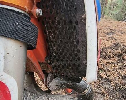 КТМ EXC 250 2017 в Киеве на Automoto.ua Оранжевый КТМ EXC 250, объемом двигателя 0.25 л и пробегом 7 тыс. км за 6700 $, фото 4 на Automoto.ua