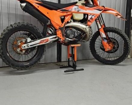 КТМ EXC 300, объемом двигателя 0.3 л и пробегом 0 тыс. км за 11500 $, фото 2 на Automoto.ua