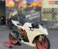 Белый КТМ RC 390, объемом двигателя 0 л и пробегом 12 тыс. км за 5000 $, фото 1 на Automoto.ua