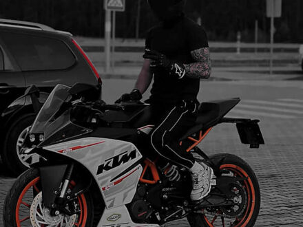 Белый КТМ RC 390, объемом двигателя 0.37 л и пробегом 30 тыс. км за 3333 $, фото 1 на Automoto.ua