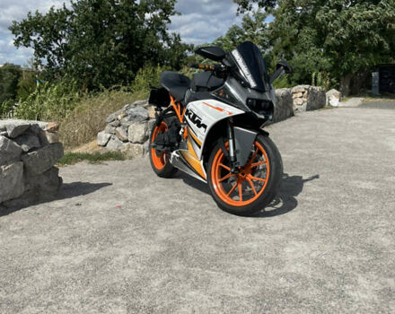 Черный КТМ RC 390, объемом двигателя 0.37 л и пробегом 33 тыс. км за 3700 $, фото 2 на Automoto.ua