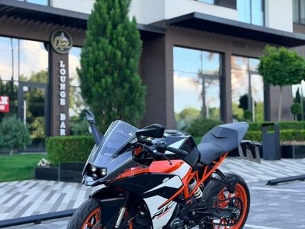 Чорний КТМ RC 390, об'ємом двигуна 0.37 л та пробігом 7 тис. км за 3899 $, фото 1 на Automoto.ua