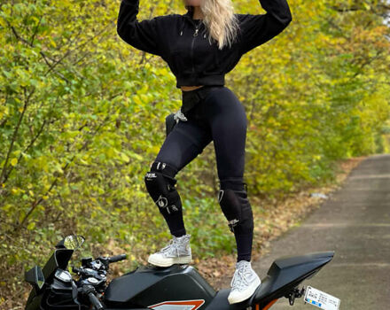 Жовтий КТМ RC 390, об'ємом двигуна 0.4 л та пробігом 21 тис. км за 4000 $, фото 9 на Automoto.ua