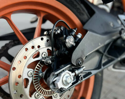 Жовтий КТМ RC 390, об'ємом двигуна 0.4 л та пробігом 21 тис. км за 4000 $, фото 7 на Automoto.ua