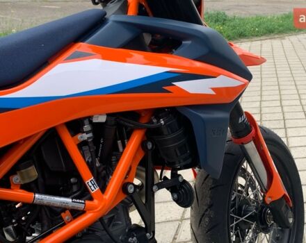 купити нове авто КТМ SMC 2024 року від офіційного дилера Влад КТМ фото