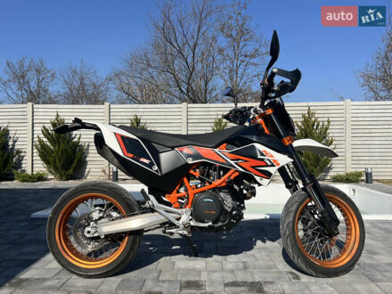 КТМ SMC 690R 2016 у Дніпро (Дніпропетровську) на Automoto.ua КТМ SMC 690R, об'ємом двигуна 0.69 л та пробігом 14 тис. км за 3700 $, фото 1 на Automoto.ua
