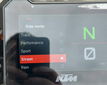 Помаранчевий КТМ Super Duke 1290, об'ємом двигуна 1.3 л та пробігом 14 тис. км за 17500 $, фото 12 на Automoto.ua