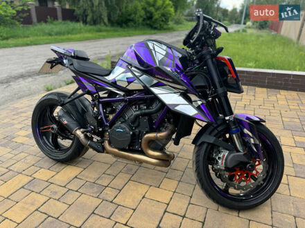 КТМ Super Duke 1290 2021 в Киеве на Automoto.ua Оранжевый КТМ Super Duke 1290, объемом двигателя 1.3 л и пробегом 2 тыс. км за 20500 $, фото 1 на Automoto.ua