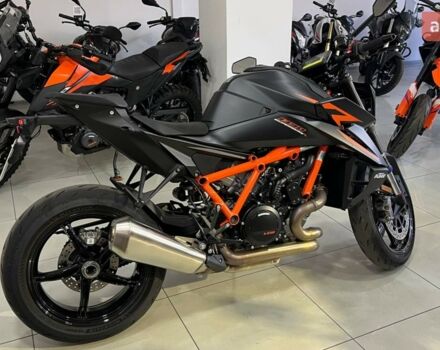 КТМ Super Duke 1390 R EVO 2024 года купить новое авто КТМ Super Duke 1390 R EVO 2024 года от официального дилера MOTO-PULSE КТМ фото