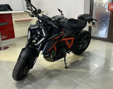 КТМ Super Duke 1390 R EVO 2024 года купить новое авто КТМ Super Duke 1390 R EVO 2024 года от официального дилера MOTO-PULSE КТМ фото