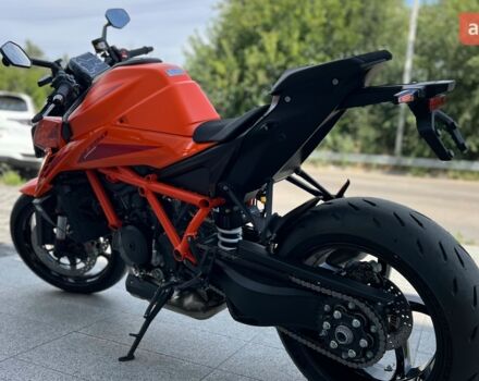 купить новое авто КТМ Super Duke 1390R 2024 года от официального дилера Дніпромотор КТМ фото