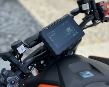 купить новое авто КТМ Super Duke 1390R 2024 года от официального дилера Дніпромотор КТМ фото