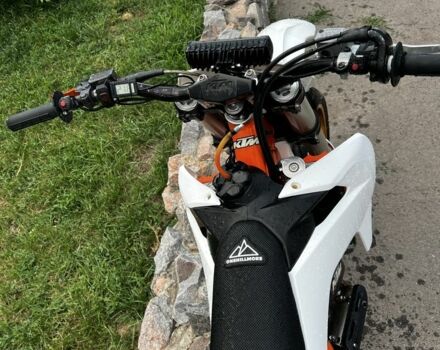 КТМ SX-F 350 2013 в Полтаве на Automoto.ua КТМ SX-F 350, объемом двигателя 0.35 л и пробегом 0 тыс. км за 4300 $, фото 3 на Automoto.ua