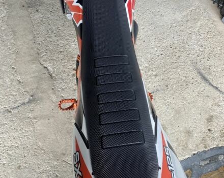 КТМ SX 125, объемом двигателя 0.13 л и пробегом 0 тыс. км за 3000 $, фото 8 на Automoto.ua