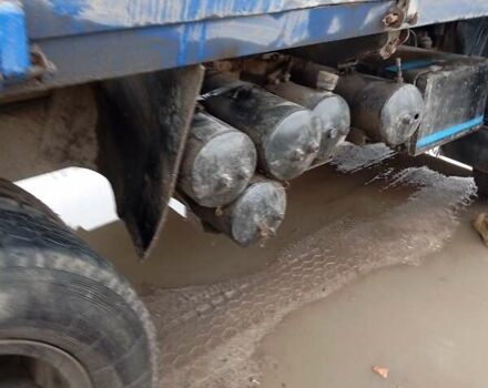 Оранжевый КамАЗ 51102, объемом двигателя 10.85 л и пробегом 187 тыс. км за 4800 $, фото 6 на Automoto.ua