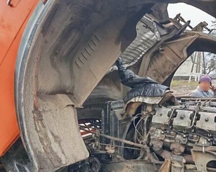 Оранжевый КамАЗ 51102, объемом двигателя 10.85 л и пробегом 187 тыс. км за 4800 $, фото 11 на Automoto.ua