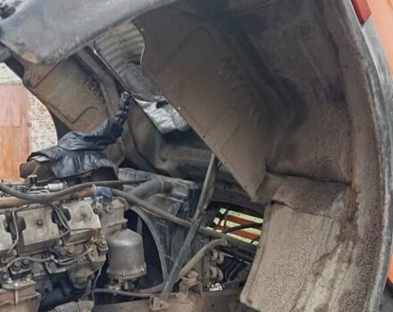 Оранжевый КамАЗ 51102, объемом двигателя 10.85 л и пробегом 187 тыс. км за 4800 $, фото 2 на Automoto.ua