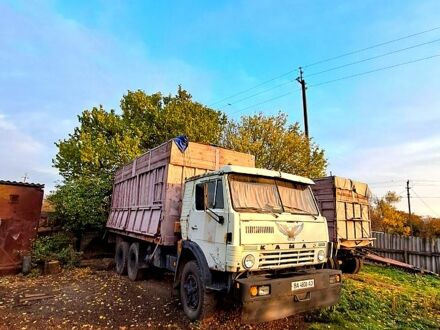 Белый КамАЗ 5320, объемом двигателя 10.9 л и пробегом 230 тыс. км за 5500 $, фото 1 на Automoto.ua