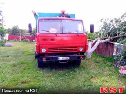 Красный КамАЗ 5320, объемом двигателя 10.9 л и пробегом 100 тыс. км за 5700 $, фото 1 на Automoto.ua