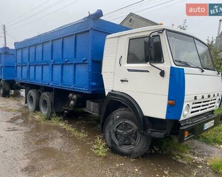 Белый КамАЗ 53212, объемом двигателя 10.85 л и пробегом 200 тыс. км за 6000 $, фото 2 на Automoto.ua