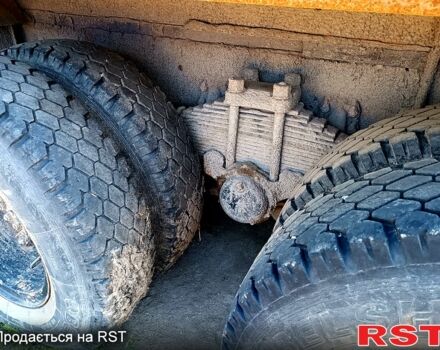 Серый КамАЗ 53212, объемом двигателя 10 л и пробегом 500 тыс. км за 7000 $, фото 2 на Automoto.ua