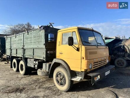 КамАЗ 53213 1985 в Ватутино на Automoto.ua Желтый КамАЗ 53213, объемом двигателя 10.85 л и пробегом 100 тыс. км за 6200 $, фото 1 на Automoto.ua